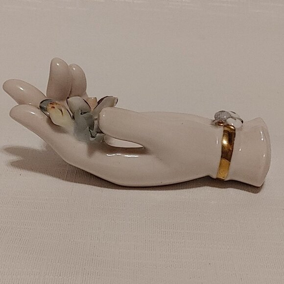 Beautiful Vintage Hand Ring Holder Made in Japan Light Lavender 40s 50s - Picture 2 of 7